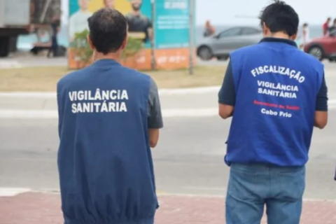 Vigilância Sanitária de Cabo Frio realiza ação na Praia do Forte como preparativo para o verão