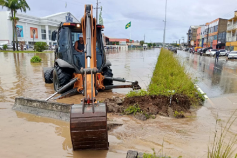Ações de limpeza e desobstrução são intensificadas após fortes chuvas em São Pedro da Aldeia
