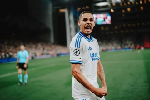 De Araruama para os gramados do mundo: zagueiro Gabriel Pereira vive sonho na Champions League