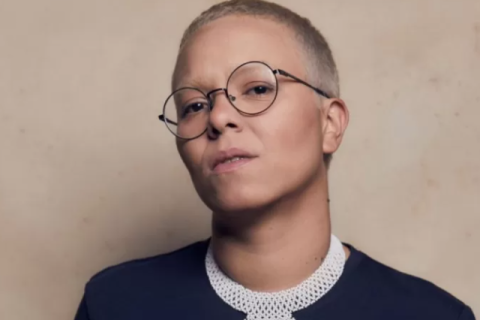 Maria Gadú é atração confirmada na Parada do Orgulho LGBTI+ de Cabo Frio