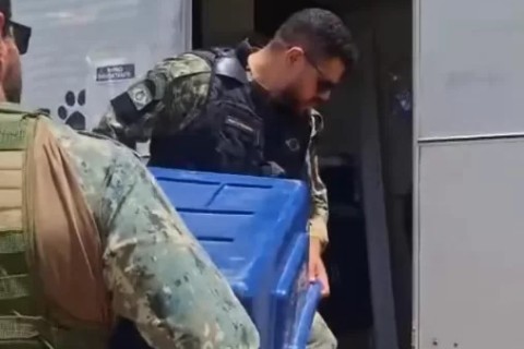 Guarda Ambiental de Cabo Frio resgata cão em situação de maus-tratos