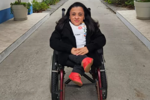 Livro “Dias de Sol”, de Thaís Pessanha, será lançado em Macaé no dia 7 de abril