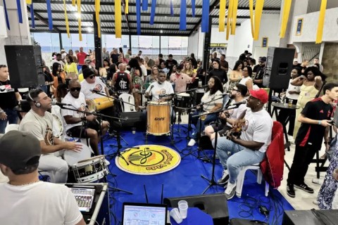 Roda de samba marca o retorno do projeto ‘Música na Praça’ em celebração ao Dia da Consciência Negra em São Pedro da Aldeia