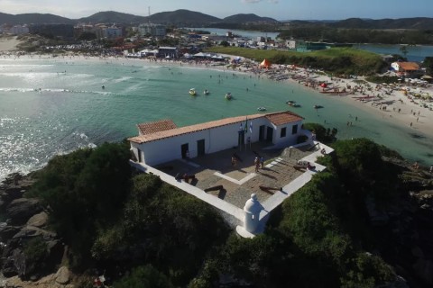 Exposição “A Cidade Mais Bonita do Mundo” recebe novos artistas a partir deste domingo (1º) em Cabo Frio