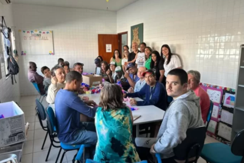 Prefeito visita CAPS em São Pedro da Aldeia e elogia trabalho da equipe de saúde mental