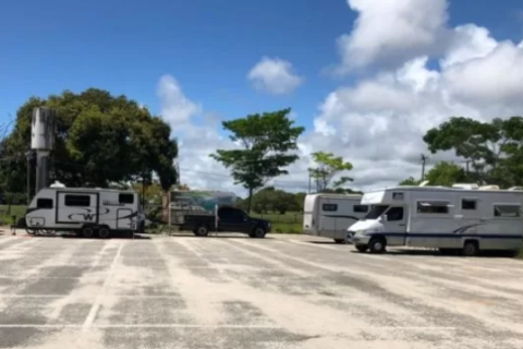 Motorhomes não poderão permanecer em estacionamento municipal de Arraial do Cabo a partir de setembro