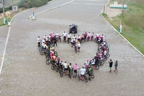 Saquarema realiza Pedalada Outubro Rosa neste domingo em apoio à saúde da mulher