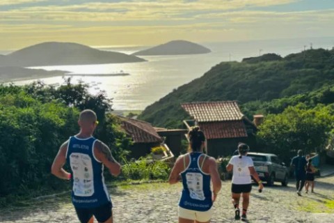 Emoção e adrenalina marcam a 10ª edição do WTR em Arraial do Cabo, neste sábado (24)