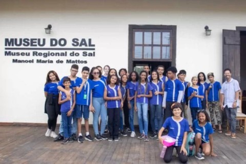 Museu Regional do Sal atrai escolas e se consolida como referência em turismo educativo em São Pedro da Aldeia