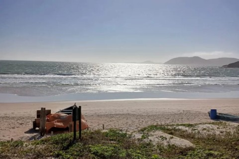 Semana começa com tempo firme e céu limpo em Cabo Frio