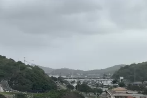 Terça (29) começa com céu nublado, ventania e mar agitado na Região dos Lagos