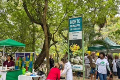 Feira Quilombola realiza edição especial do Outubro Rosa neste sábado no Horto Municipal de Cabo Frio