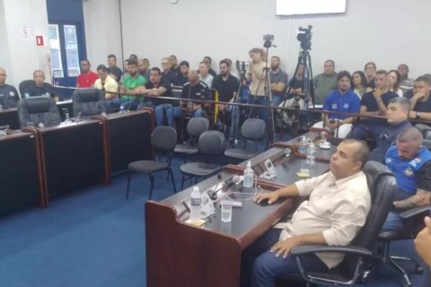 Audiência pública debate fiscalização de ferros-velhos em Cabo Frio