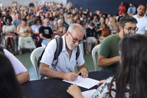 Prefeitura de Arraial do Cabo empossa 398 aprovados no Concurso Público da Educação nesta terça-feira (21)