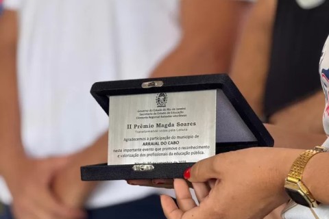 Professoras de Arraial do Cabo são destaque na etapa regional do II Prêmio Magda Soares