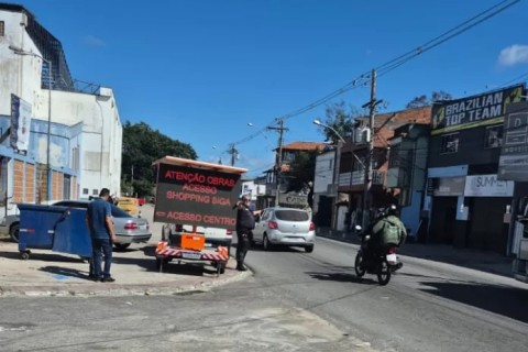 Obras avançam na Rua Samuel Agenor Angenitsky, em Cabo Frio; trânsito parcial deve ser liberado nesta quinta (4)