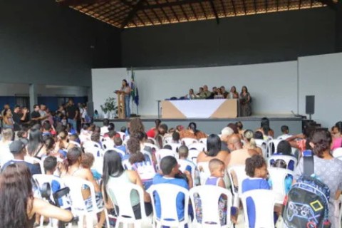 Prefeitura entrega obras de revitalização de escola no Morro do Milagre, em São Pedro da Aldeia