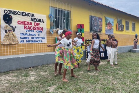 Araruama conquista Selo Ouro do MEC 2025 e alcança reconhecimento nacional na alfabetização