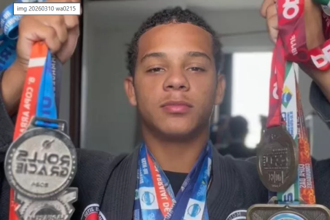 Atleta de Cabo Frio participa de campeonato internacional de jiu-jitsu em Santa Catarina