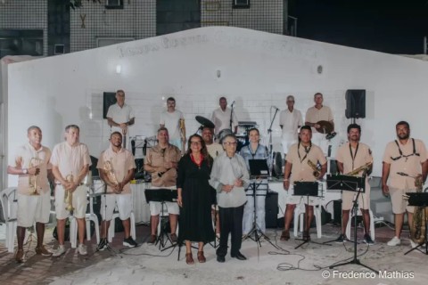Lira Independente de Cabo Frio encerra o ano com apresentação especial na Feira Quilombola