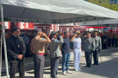 Troca de comando do 18º GBM reúne autoridades e reforça integração da segurança pública na Região dos Lagos