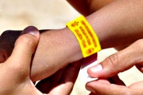 Defesa Civil promove campanha de identificação infantil durante o Record Sunset Rio em Araruama