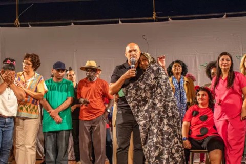 CAPS de São Pedro da Aldeia celebra 24 anos com apresentações culturais no Teatro Municipal