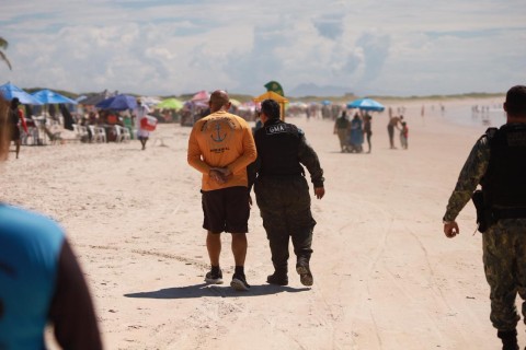 Cabo Frio intensifica fiscalização e ordenamento nas praias durante a Semana Santa