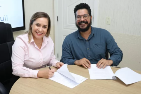 Daniela Soares amplia política educacional e Araruama reforça ensino sobre diversidade cultural