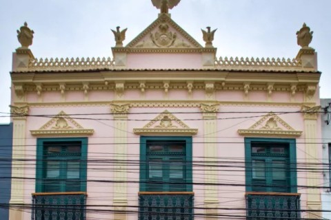 Cabo Frio lança Revista Mulheres Negras 2025 no Palácio das Águias nesta terça (25)