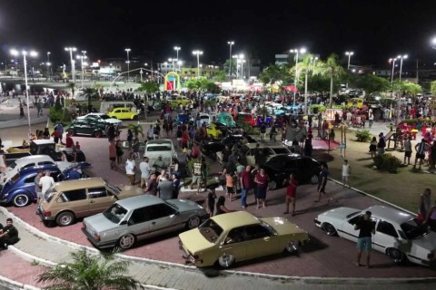 São Pedro da Aldeia recebe mais uma edição do encontro de carros antigos nesta sexta-feira (30)