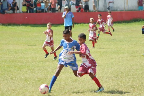 Alunos do Projeto Aldeia em Movimento participam da Copa Internúcleos de Futebol em São Pedro da Aldeia