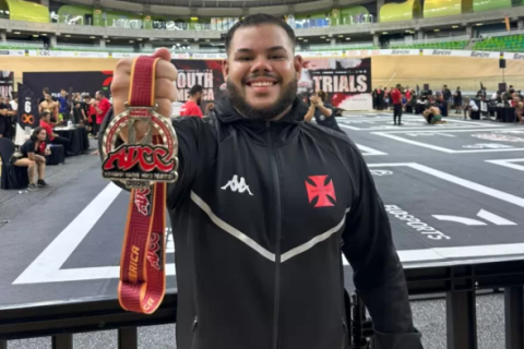 Atleta de jiu-jitsu de Cabo Frio conquista vice-campeonato no ADCC Open