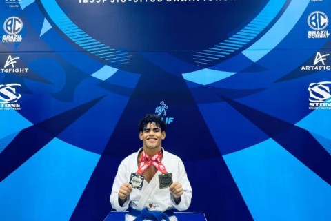 Atleta de Cabo Frio é o segundo melhor do mundo no jiu-jitsu