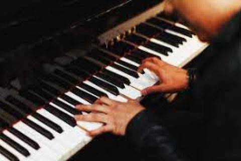 Série Jovens Pianistas apresenta Gabriel Baggio neste sábado (30)