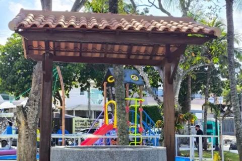 Araruama inaugura Praça Renaldo Raposo, a “Praça do Poço”, totalmente revitalizada