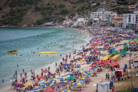 Arraial do Cabo projeta 95% de ocupação hoteleira no Réveillon de 2026
