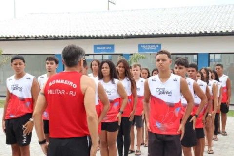 Centro Esportivo Rei Pelé recebe formatura de 125 alunos do Projeto Botinho 2026
