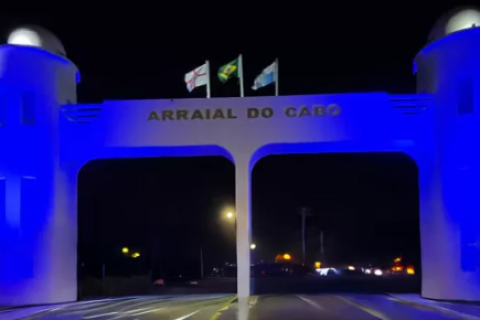 Arraial do Cabo realiza rodas de conversa sobre autismo durante o abril azul