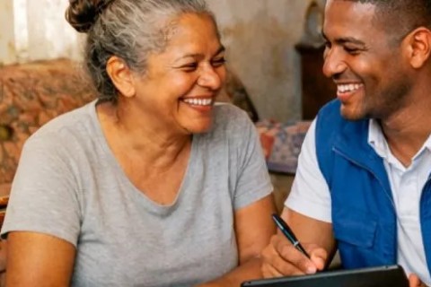Cabo Frio realiza mutirão de visitas domiciliares do CadÚnico unipessoal no Grande Jardim Esperança